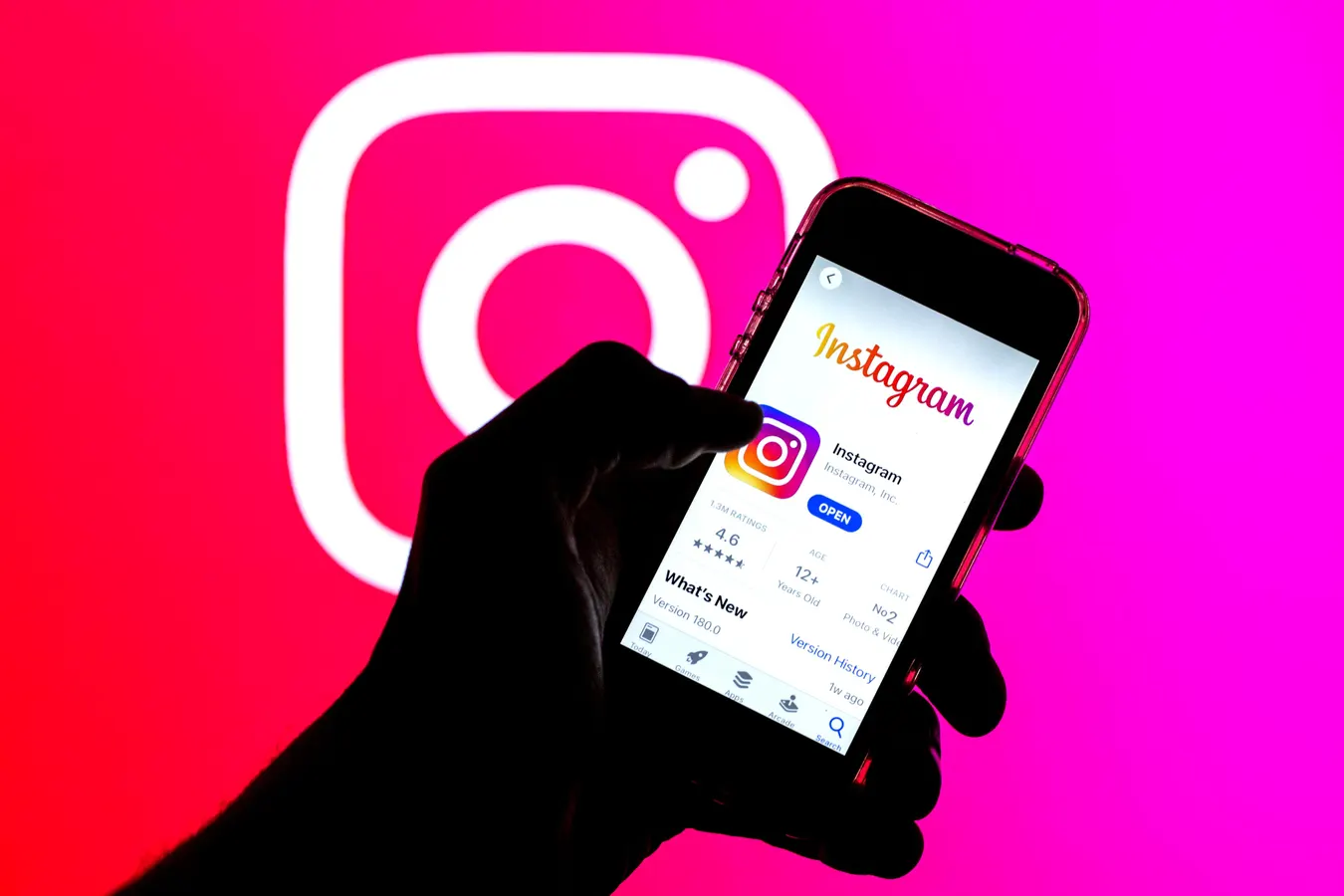Instagram status updates won't refresh